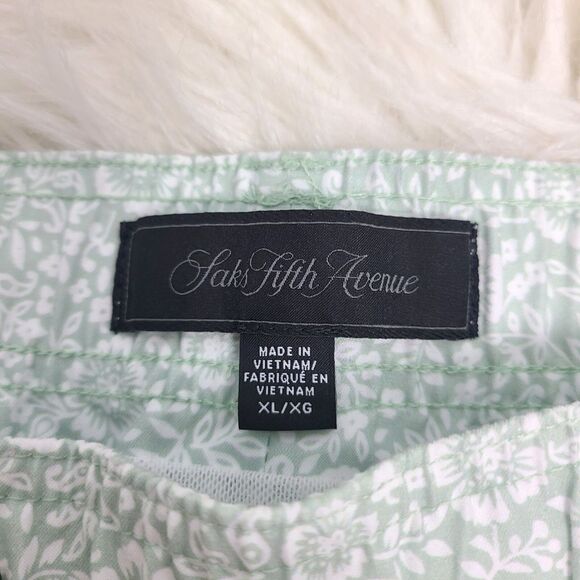 NEW Saks Fifth Avenue Swim Trunks XL Green Floral Pockets Lined Nylon Blend - Picture 6 of 13